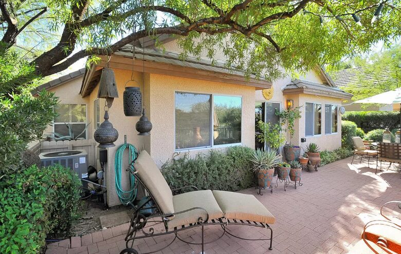 Bonita Buho - Tucson, Arizona