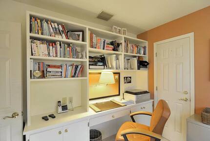 Bonita Buho - Tucson, Arizona