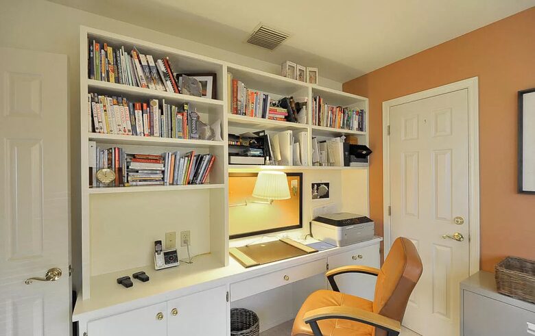 Bonita Buho - Tucson, Arizona