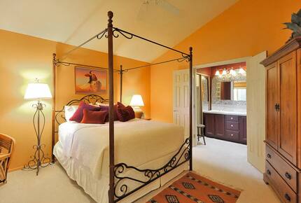 Bonita Buho - Tucson, Arizona