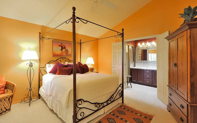 Bonita Buho - Tucson, Arizona