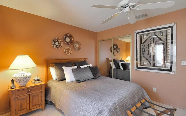 Bonita Buho - Tucson, Arizona