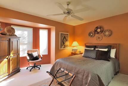 Bonita Buho - Tucson, Arizona