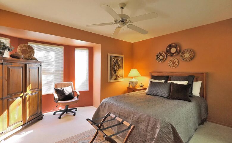 Bonita Buho - Tucson, Arizona