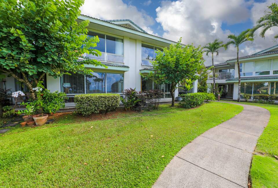 Modern Oasis By The Beach - Princeville, Hawaii