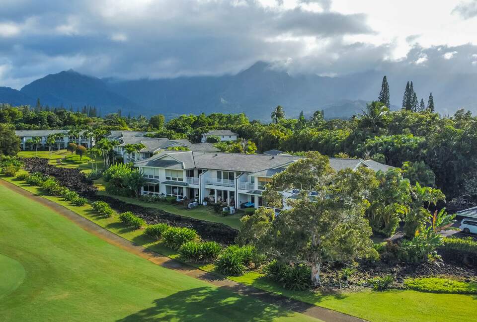 Modern Oasis By The Beach - Princeville, Hawaii