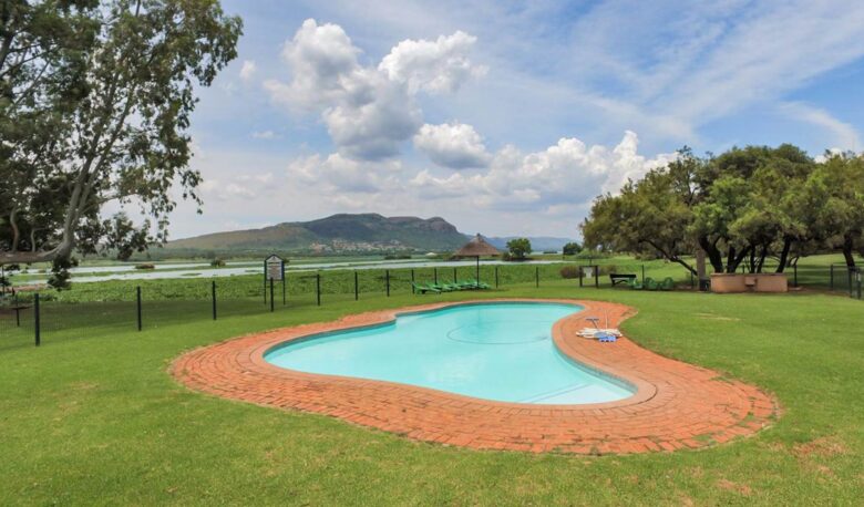 LakeLand Estate - Lakeland, South Africa