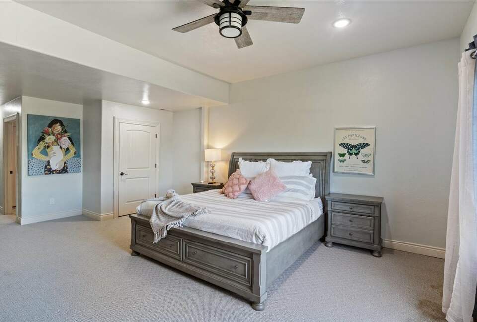 Chateau by the Bridge - Ridgedale, Missouri