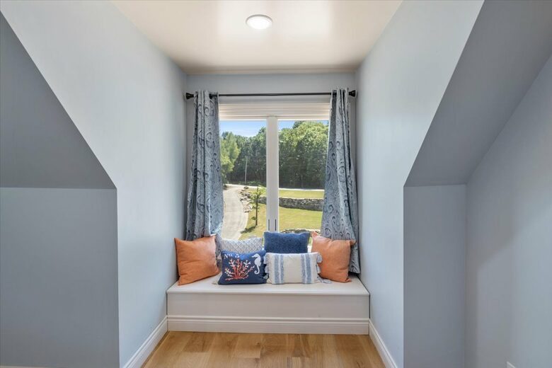 Chateau by the Bridge - Ridgedale, Missouri