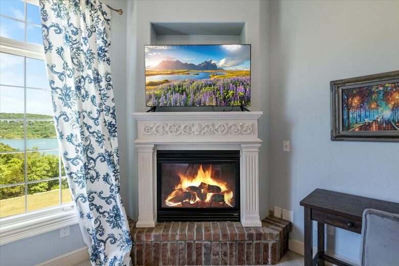 Chateau by the Bridge - Ridgedale, Missouri