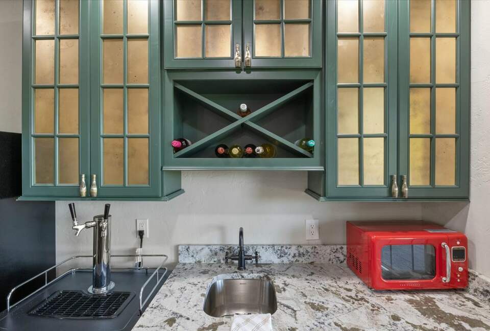 Chateau by the Bridge - Ridgedale, Missouri