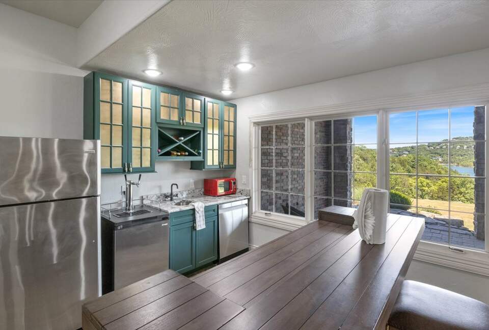 Chateau by the Bridge - Ridgedale, Missouri