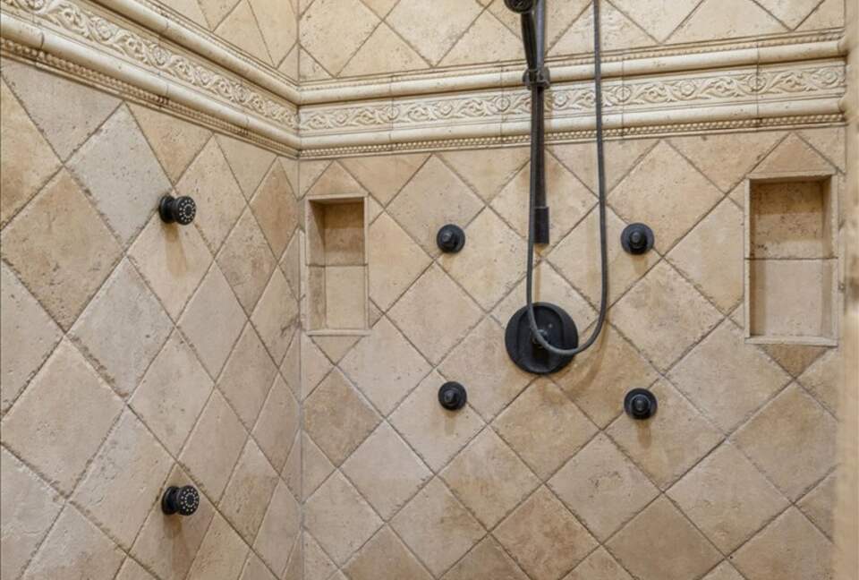 Chateau by the Bridge - Ridgedale, Missouri