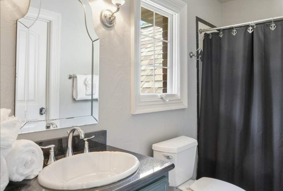 Chateau by the Bridge - Ridgedale, Missouri