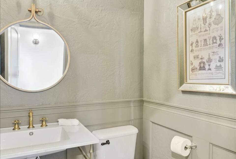 Chateau by the Bridge - Ridgedale, Missouri