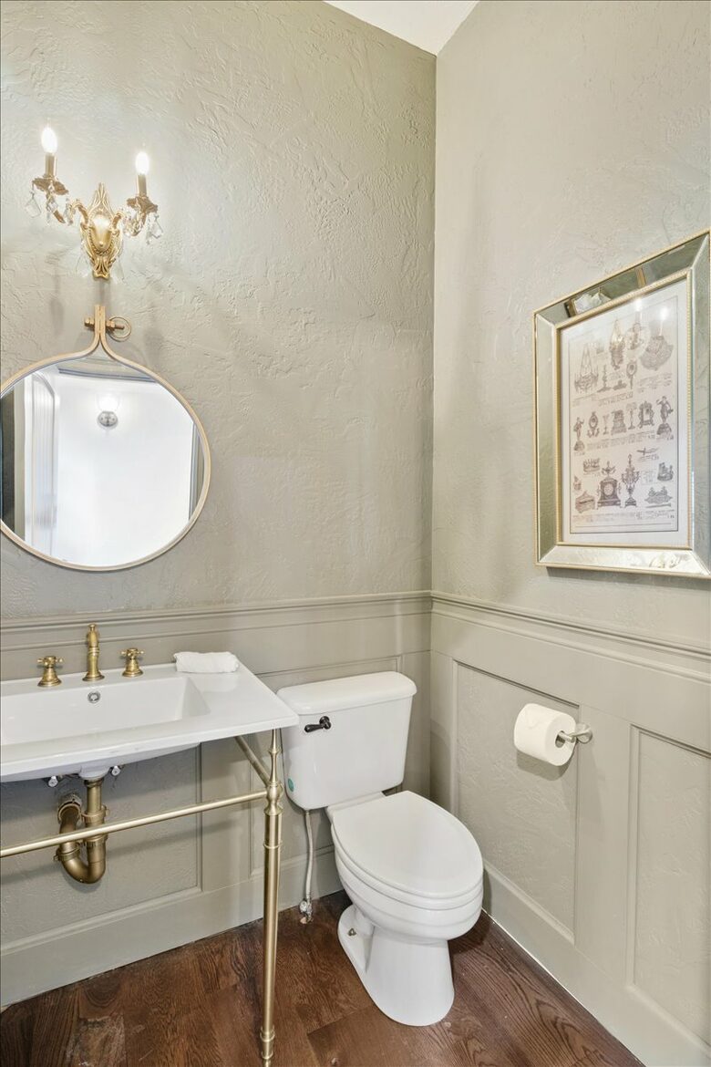 Chateau by the Bridge - Ridgedale, Missouri