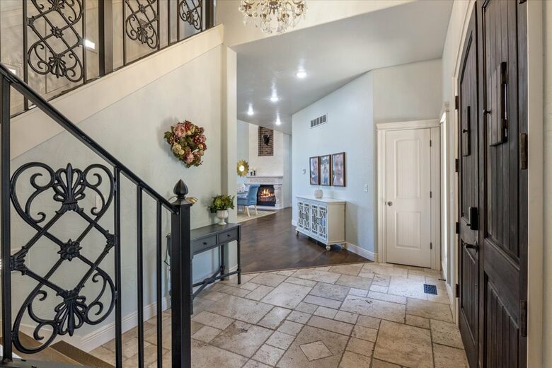 Chateau by the Bridge - Ridgedale, Missouri