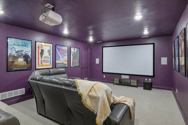 Chateau by the Bridge - Ridgedale, Missouri