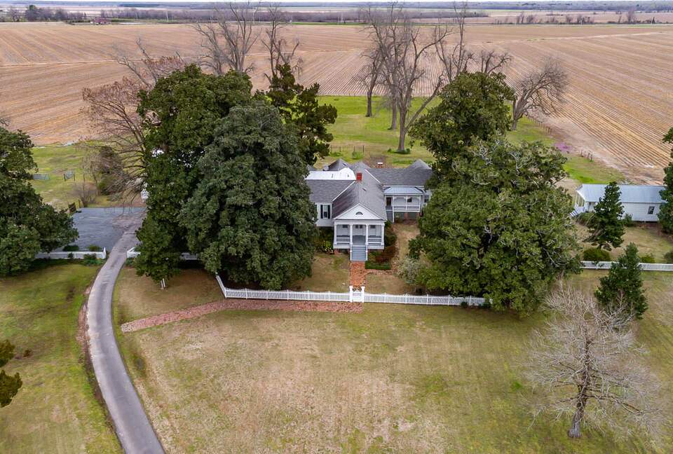 Logtown Estate - Monroe, Louisiana
