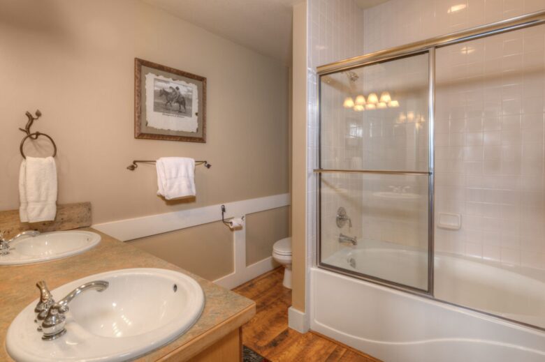 Saddle Ridge Gambler Chalet Ski-In/Ski-Out - Big Sky, Montana