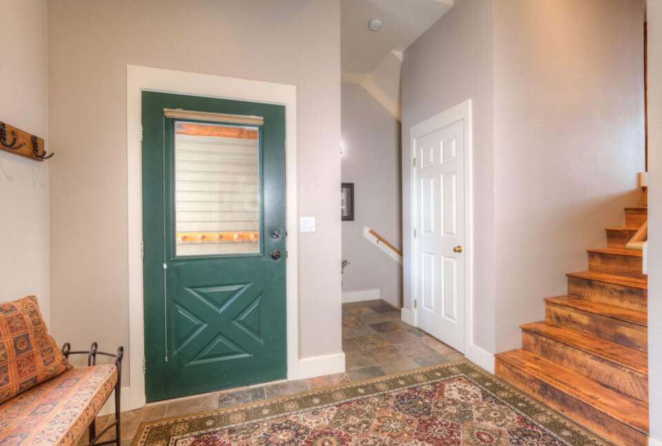 Saddle Ridge Gambler Chalet Ski-In/Ski-Out - Big Sky, Montana