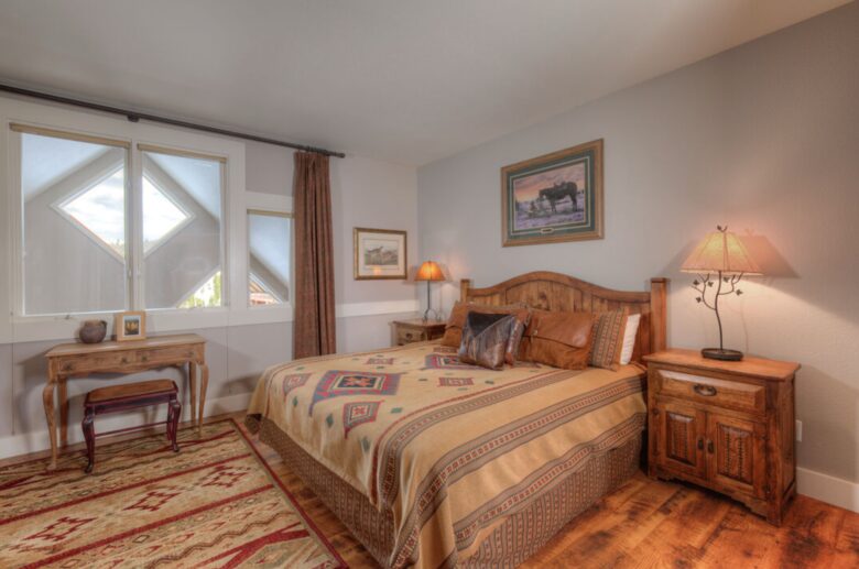 Saddle Ridge Gambler Chalet Ski-In/Ski-Out - Big Sky, Montana