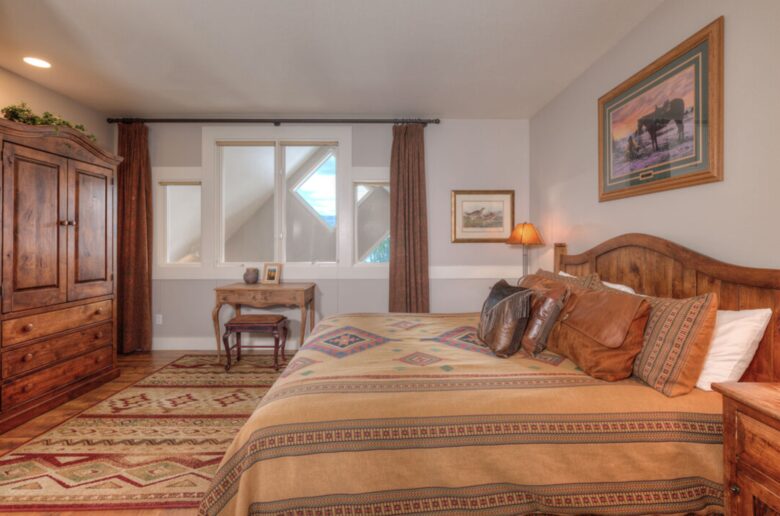 Saddle Ridge Gambler Chalet Ski-In/Ski-Out - Big Sky, Montana