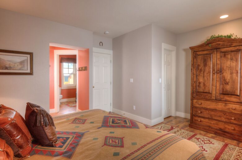 Saddle Ridge Gambler Chalet Ski-In/Ski-Out - Big Sky, Montana