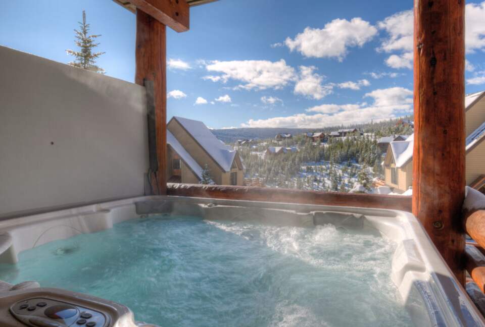 Saddle Ridge Gambler Chalet Ski-In/Ski-Out - Big Sky, Montana