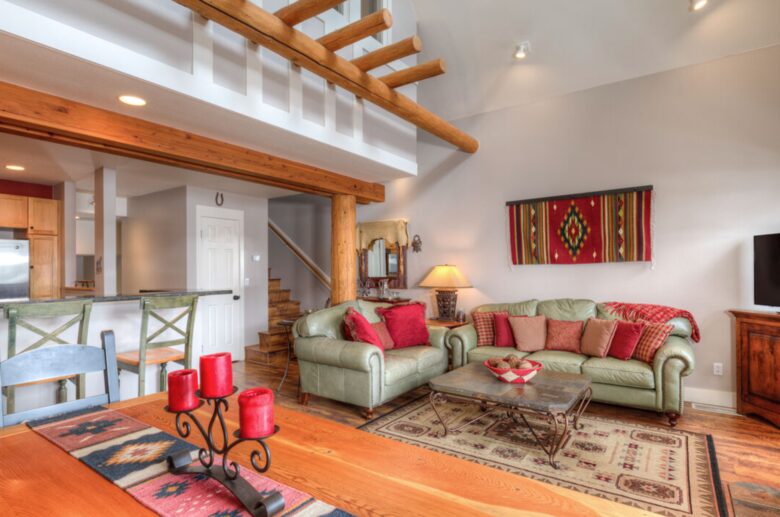 Saddle Ridge Gambler Chalet Ski-In/Ski-Out - Big Sky, Montana