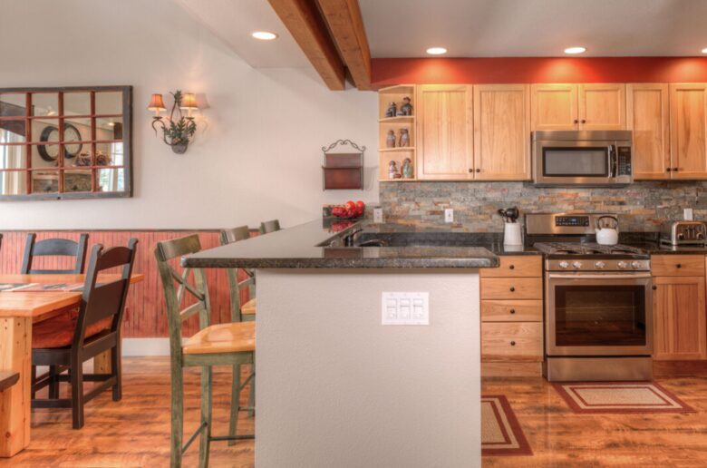 Saddle Ridge Gambler Chalet Ski-In/Ski-Out - Big Sky, Montana