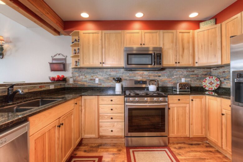 Saddle Ridge Gambler Chalet Ski-In/Ski-Out - Big Sky, Montana