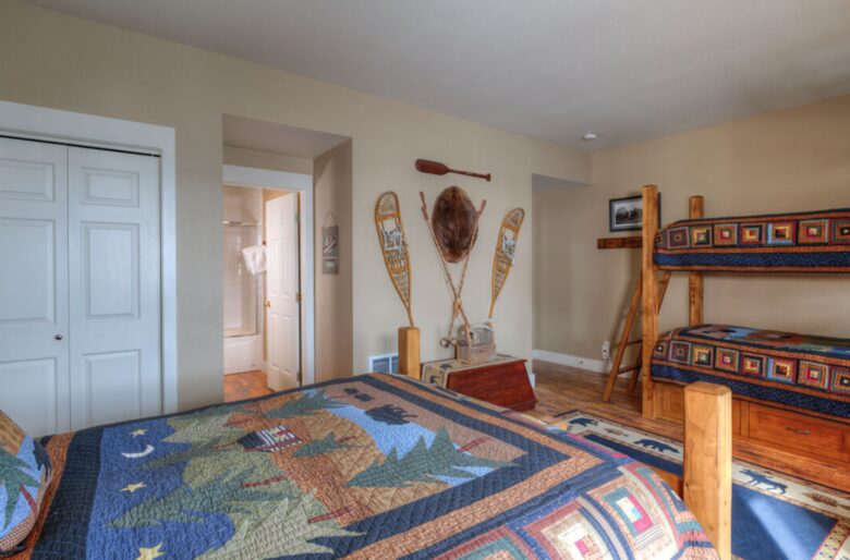 Saddle Ridge Gambler Chalet Ski-In/Ski-Out - Big Sky, Montana