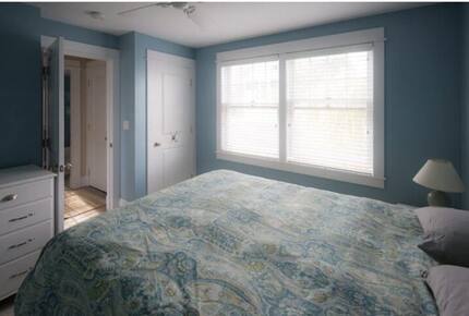 Higgins Beach Cottage with Carriage House - Scarborough, Maine