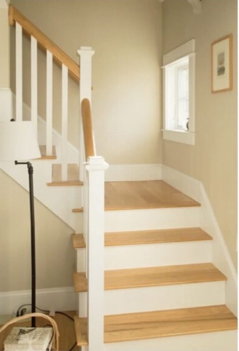 Higgins Beach Cottage with Carriage House - Scarborough, Maine