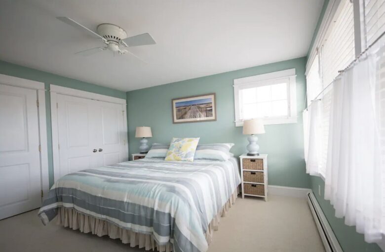 Higgins Beach Cottage with Carriage House - Scarborough, Maine