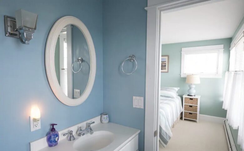 Higgins Beach Cottage with Carriage House - Scarborough, Maine