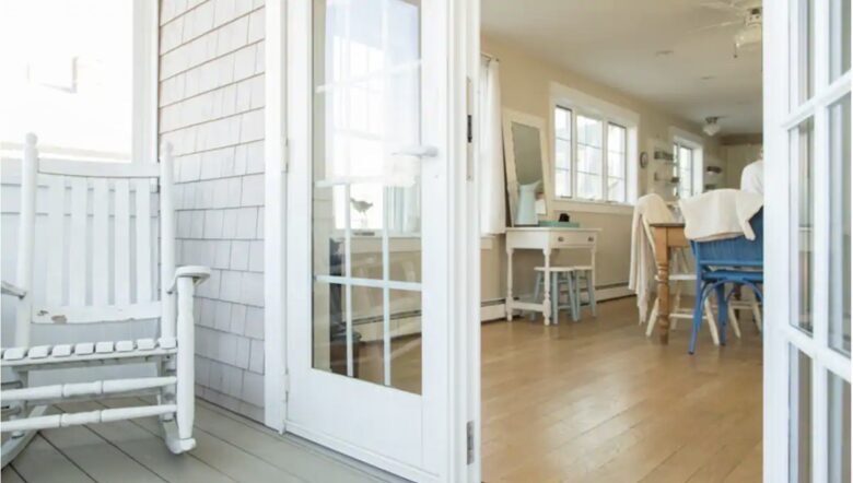 Higgins Beach Cottage with Carriage House - Scarborough, Maine