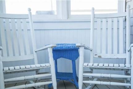 Higgins Beach Cottage with Carriage House - Scarborough, Maine