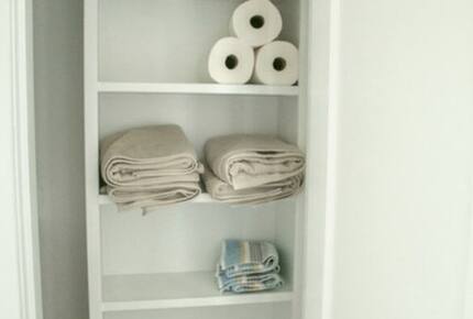 Higgins Beach Cottage with Carriage House - Scarborough, Maine