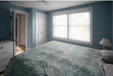 Charming Cottage at Higgins Beach - Scarborough, Maine