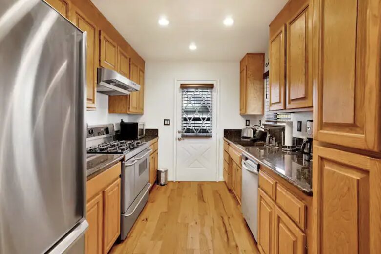 Spacious, Private Chalet with Hot Tub! - Big Bear City, California