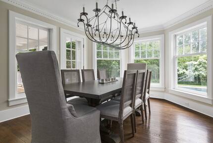 East Hampton Gem Close to Main Beaches & Vineyards - East Hampton, New York