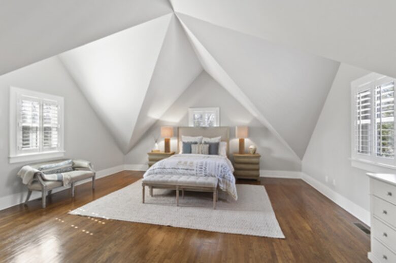 East Hampton Gem Close to Main Beaches & Vineyards - East Hampton, New York