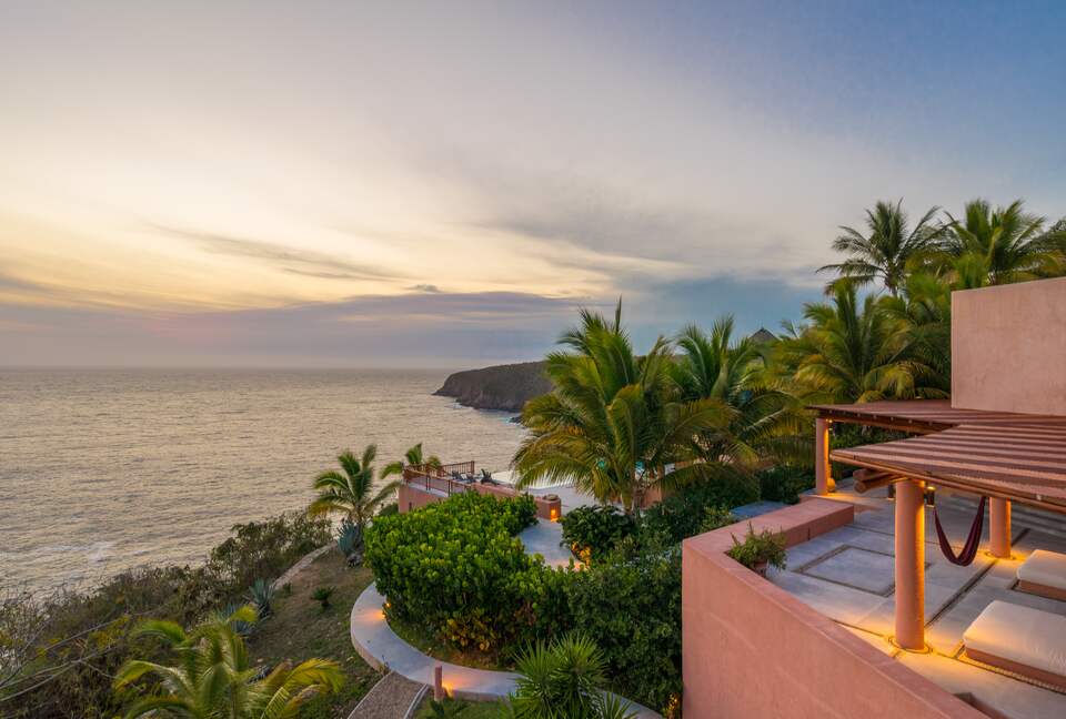 Ocean front and cliffside, infinity pool