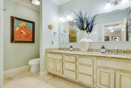 Bluff View Estate - Austin, Texas