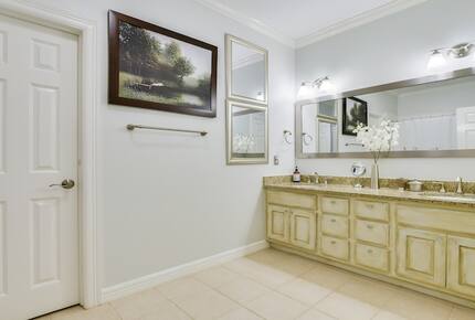 Bluff View Estate - Austin, Texas