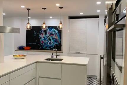 Amazing 6th floor flat with views to Tibidabo and garden - Barcelona, Spain