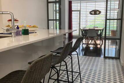 Amazing 6th floor flat with views to Tibidabo and garden - Barcelona, Spain