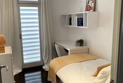 Amazing 6th floor flat with views to Tibidabo and garden - Barcelona, Spain